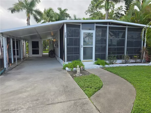 123 Enchanting BLVD #E123, Naples, FL 34112