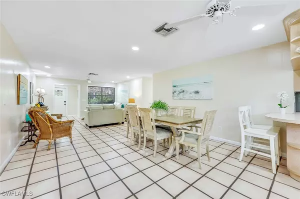 Naples, FL 34108,131 Cajeput DR