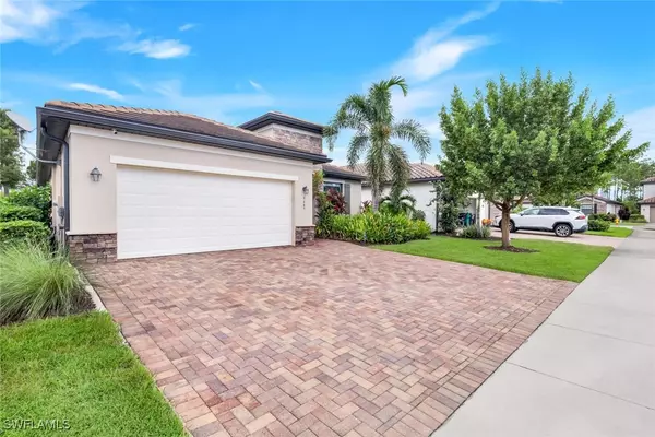 Naples, FL 34120,9445 Glenforest DR