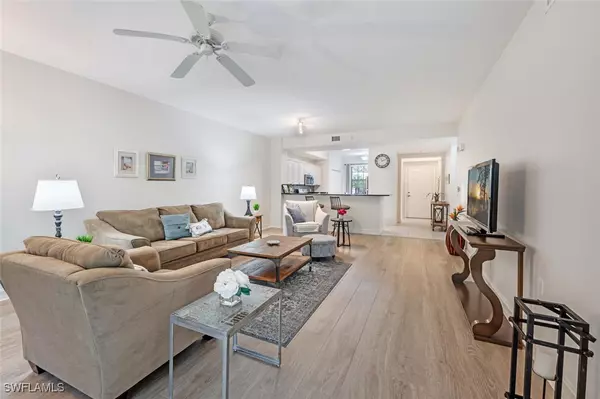 Naples, FL 34119,1886 Tarpon Bay DR S #104