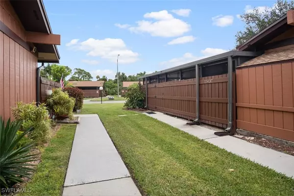 North Fort Myers, FL 33917,15437 Crystal Lake DR