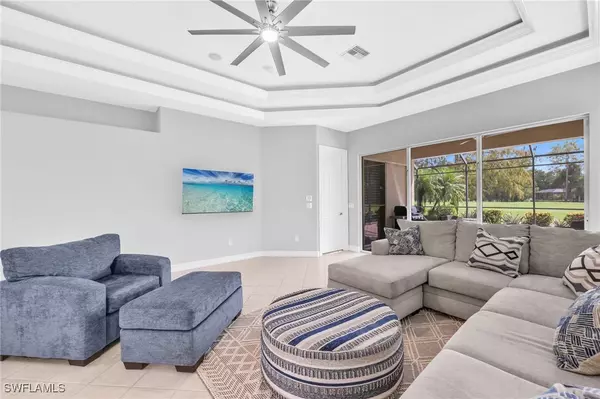 Naples, FL 34119,3126 Santorini CT