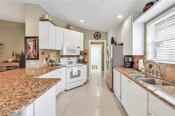 Naples, FL 34114,7146 Marconi CT