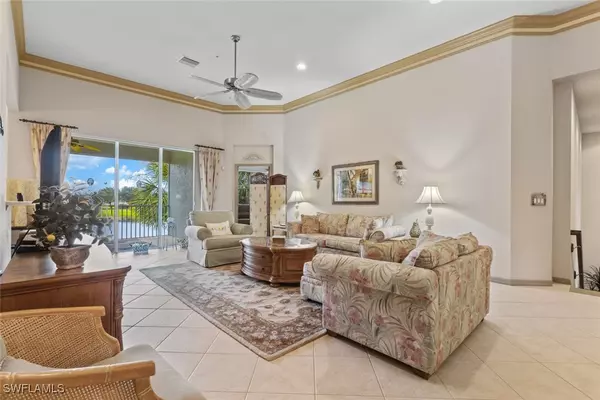 Alva, FL 33920,16521 Goldenrod LN #202