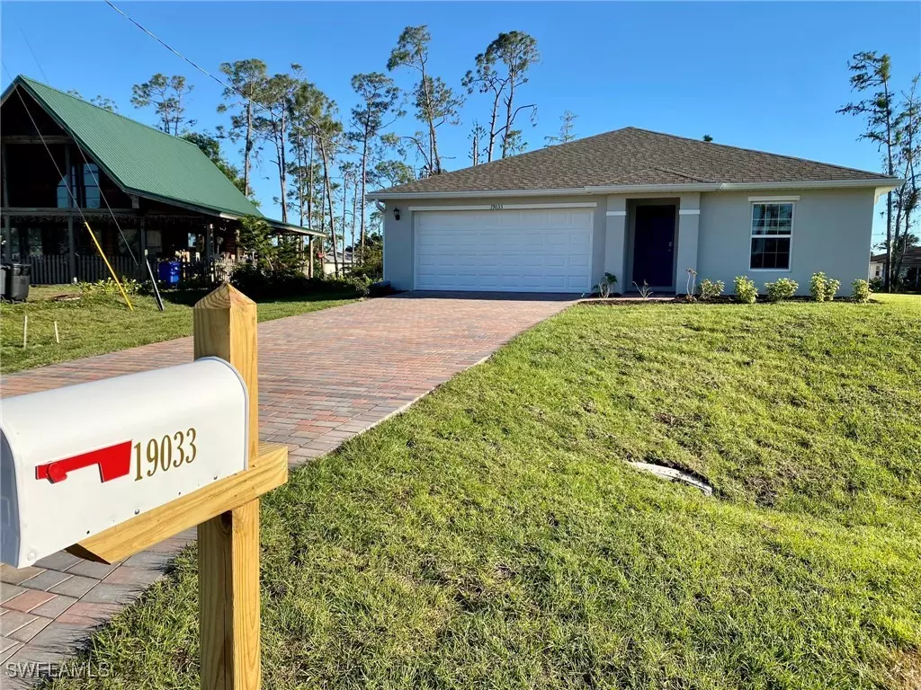 Fort Myers, FL 33967,19033 Bartow BLVD