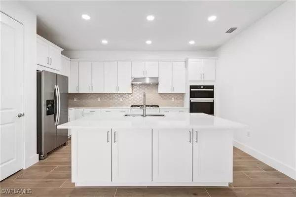 Naples, FL 34114,8925 Oceana WAY