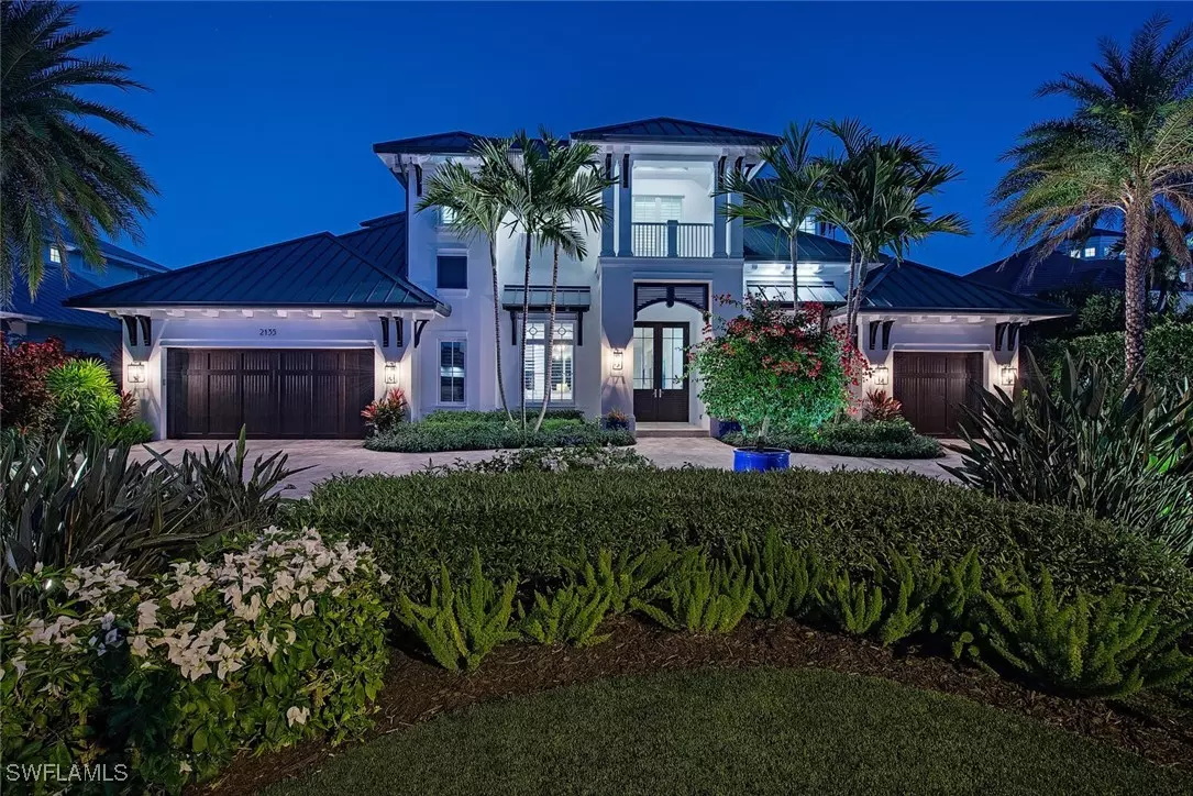 Naples, FL 34102,2135 SNOOK DR