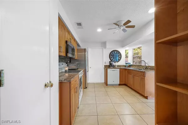 Naples, FL 34116,4633 31st AVE SW