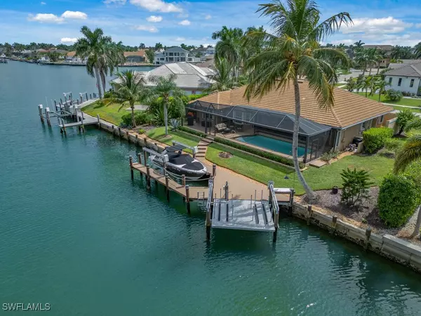 Marco Island, FL 34145,1241 Mimosa CT