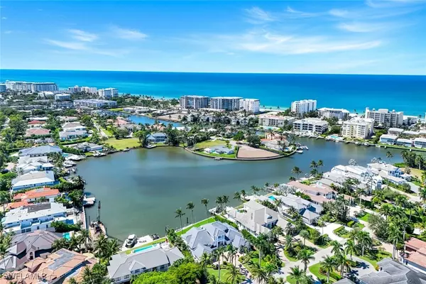Naples, FL 34102,400 Spring Line DR