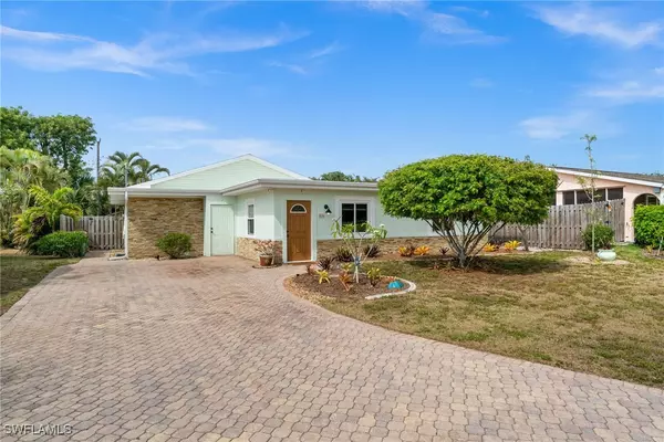 Bonita Springs, FL 34134,89 8th ST