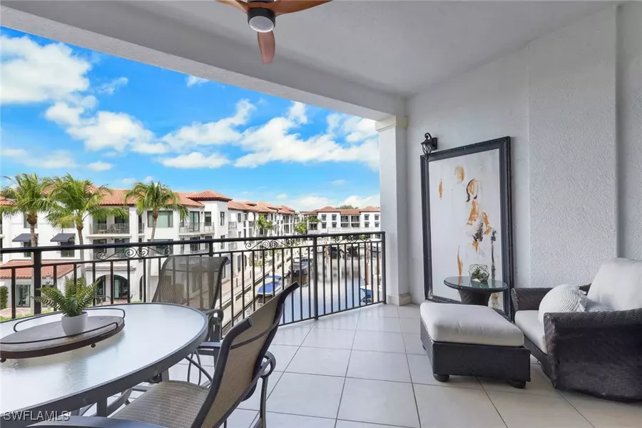 1540 5th AVE S #D303, Naples, FL 34102
