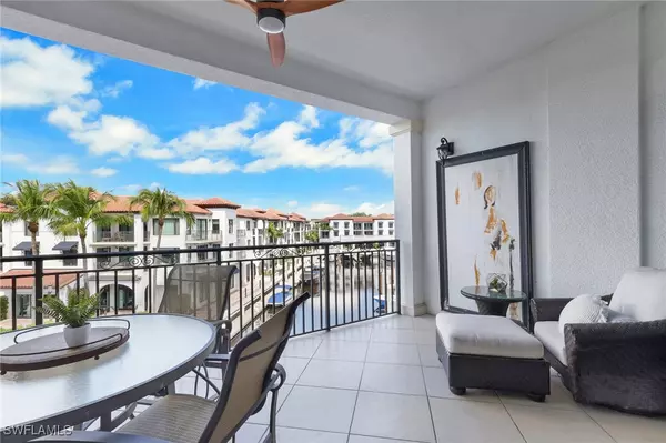 1540 5th AVE S #D303, Naples, FL 34102