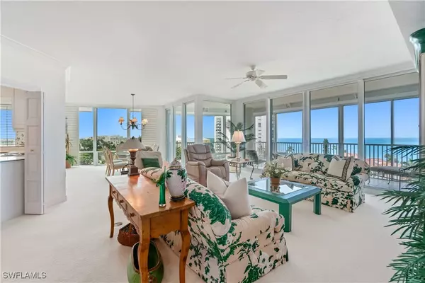 Naples, FL 34103,3971 Gulf Shore BLVD N #802