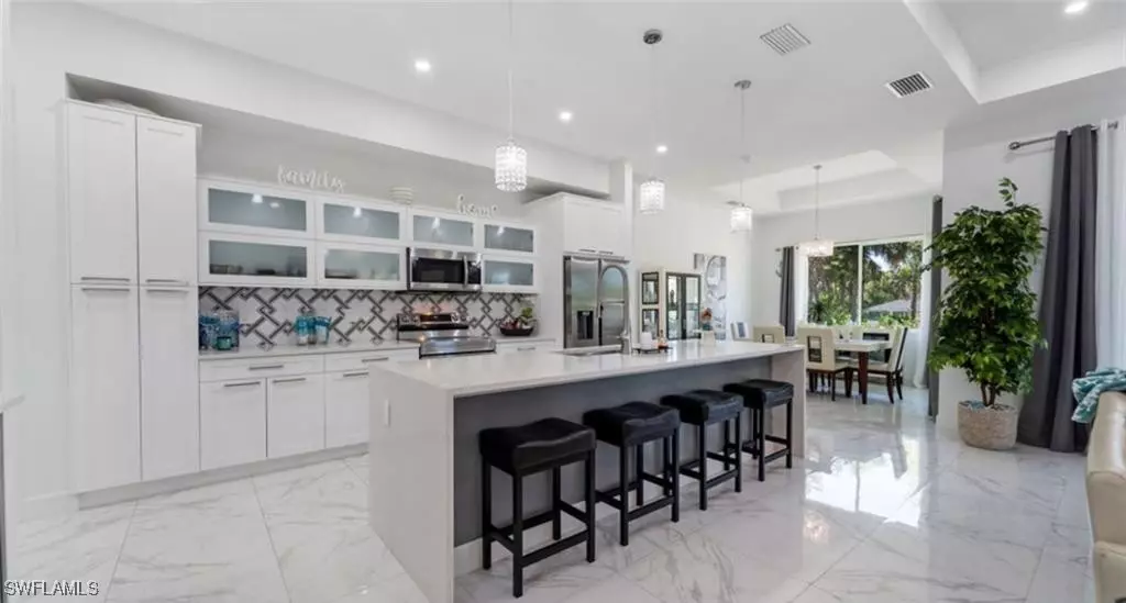 Naples, FL 34117,3502 40th AVE SE