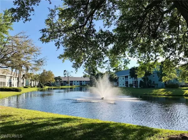 Naples, FL 34110,137 Wading Bird CIR #F101