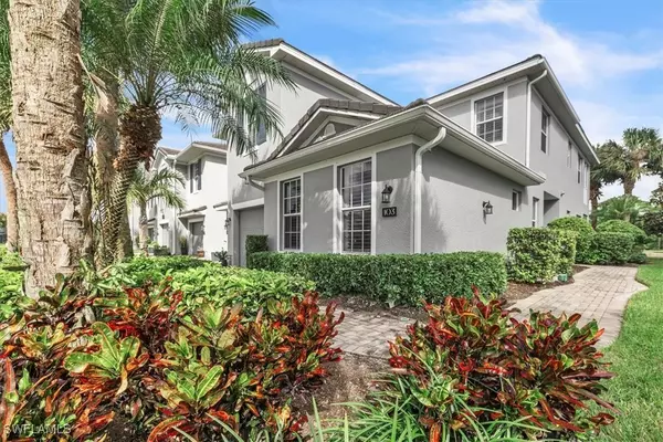 Alva, FL 33920,16571 Goldenrod LN #103