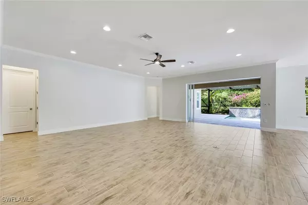 Naples, FL 34120,3781 Helmsman DR