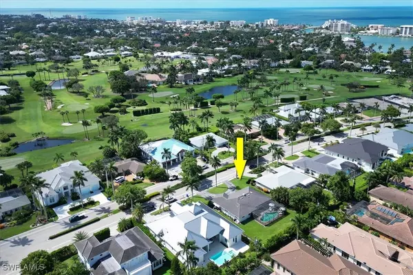 Naples, FL 34103,701 Harbour DR