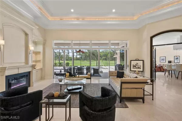 Naples, FL 34119,13700 Pondview CIR