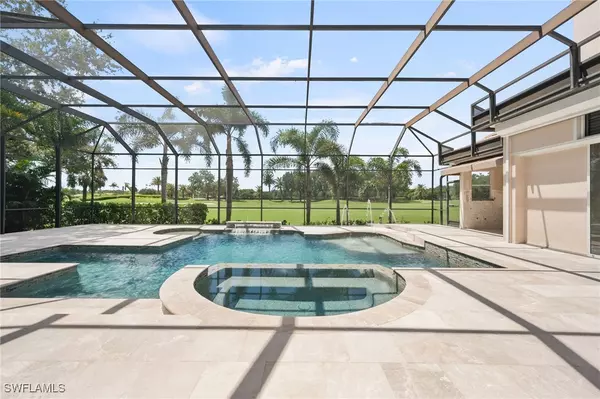 Naples, FL 34119,13700 Pondview CIR