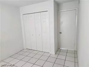 Naples, FL 34105,3325 Airport RD N #R3