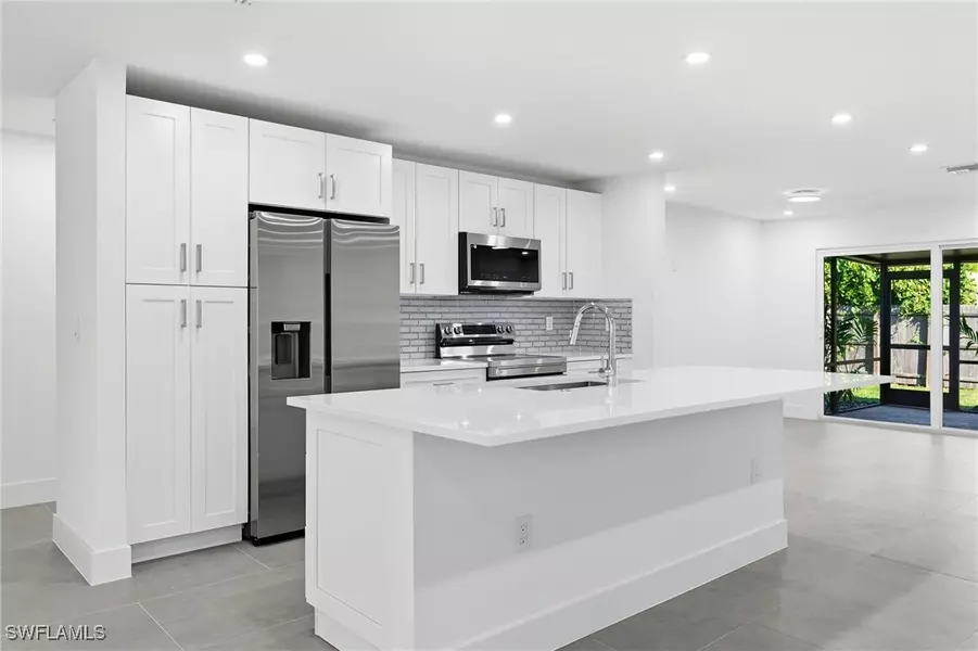 3929 Mohawk PL, Naples, FL 34112