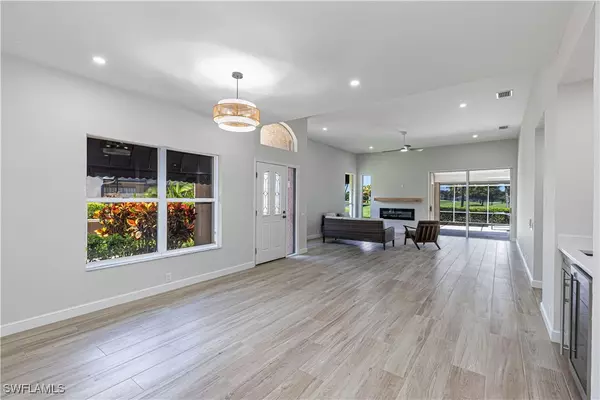 Naples, FL 34119,11718 Quail Village WAY #17