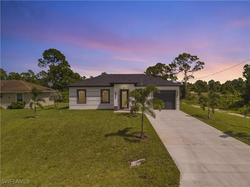 Lehigh Acres, FL 33974,639 Montclair AVE S