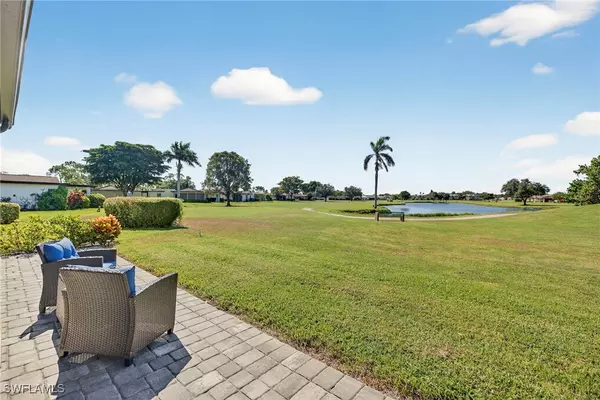 Naples, FL 34112,3111 Boca Ciega DR