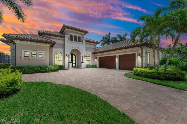 6597 Costa CIR, Naples, FL 34113