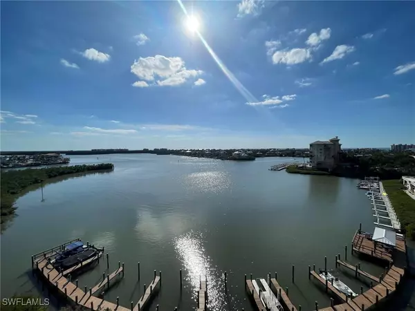 Bonita Springs, FL 34134,4835 Bonita Beach RD #104