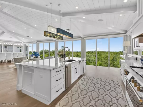 Marco Island, FL 34145,680 Waterside DR