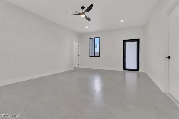 Lehigh Acres, FL 33973,4501/4503 15th ST SW