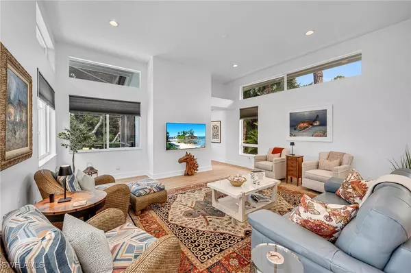 Bonita Springs, FL 34134,3390 Oaklake CT