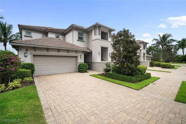 8050 Signature Club CIR #101, Naples, FL 34113