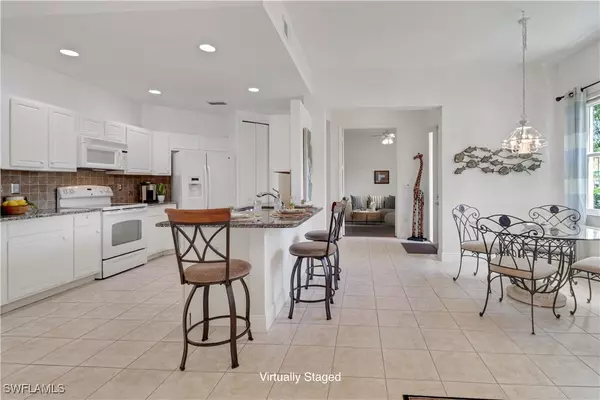 Naples, FL 34104,994 Eastham WAY #V101