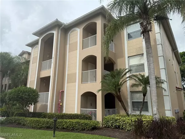 2700 Cypress Trace CIR #3136, Naples, FL 34119