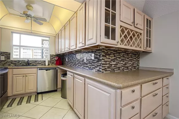 Bonita Springs, FL 34134,25740 Hickory BLVD #450