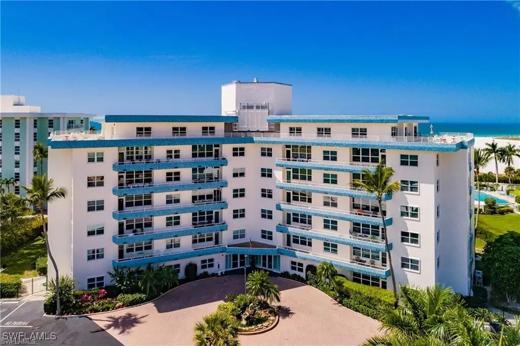 Marco Island, FL 34145,220 Seaview CT #213