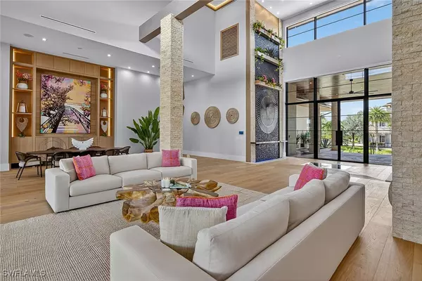 Marco Island, FL 34145,1598 Heights CT