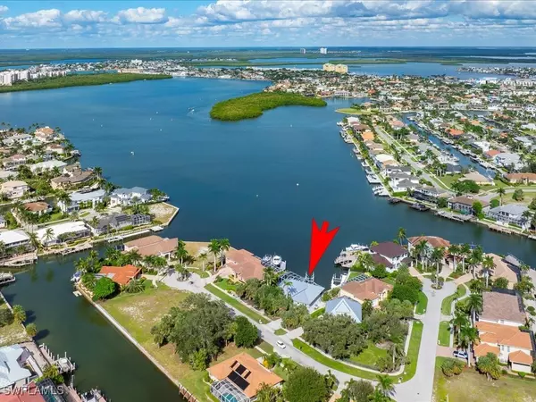 Marco Island, FL 34145,719 Austin CT