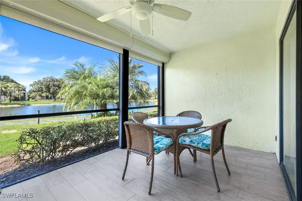 529 Lake Louise CIR #101, Naples, FL 34110