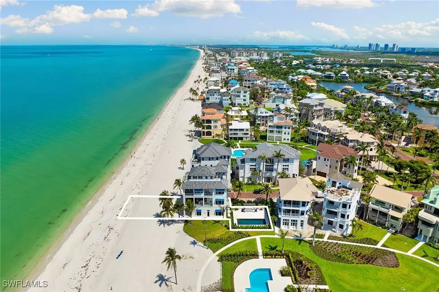 110 Kaula LN, Bonita Springs, FL 34134