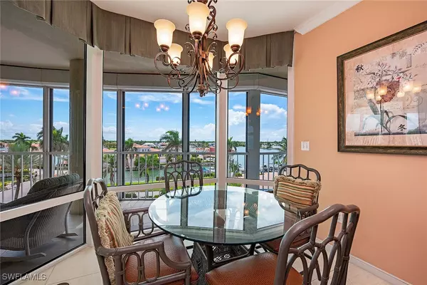 Naples, FL 34103,3971 Gulf Shore BLVD N #505