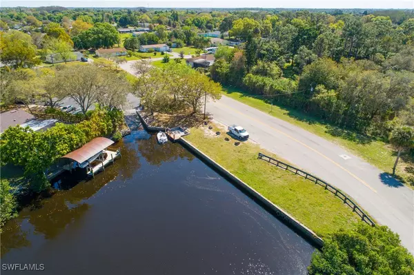 Fort Myers, FL 33905,13201 5th ST