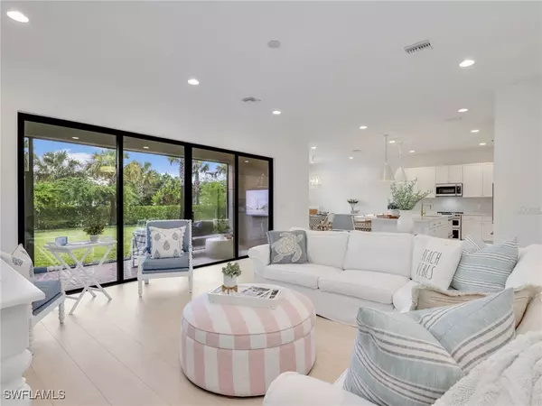 Estero, FL 33928,20581 Fair Oak LN