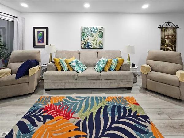 Fort Myers, FL 33907,1700 Pine Valley DR #118