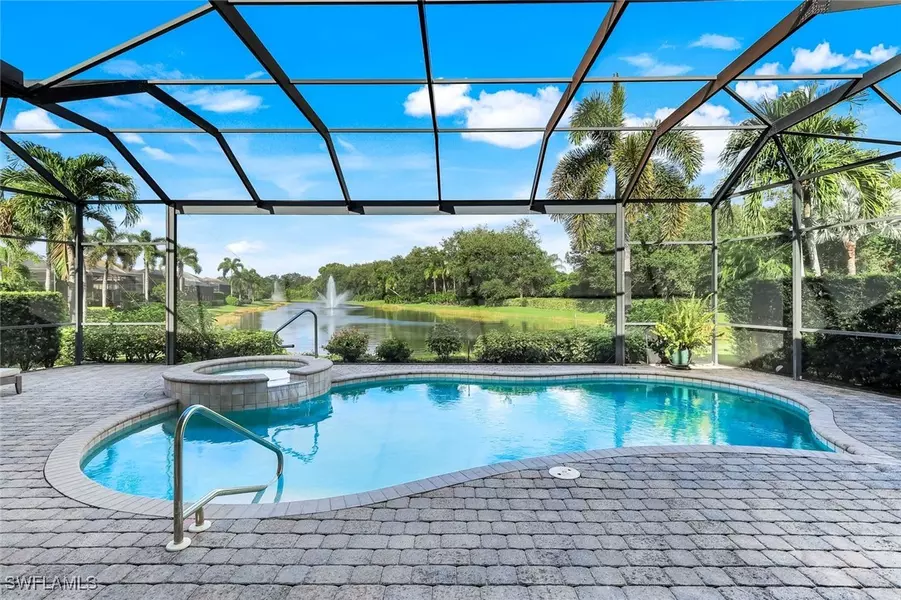 5799 Hammock Isles DR, Naples, FL 34119