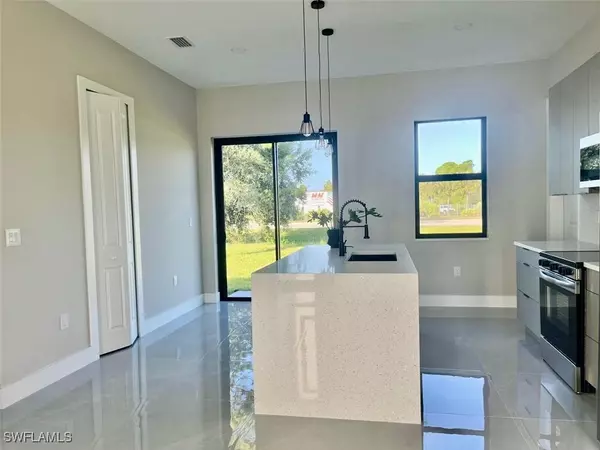 Lehigh Acres, FL 33976,56 Floyd AVE S